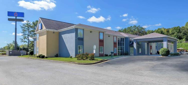 伊克诺洛奇套房酒店(Motel 6 Dawsonville, GA North GA Premium Outlets)图片