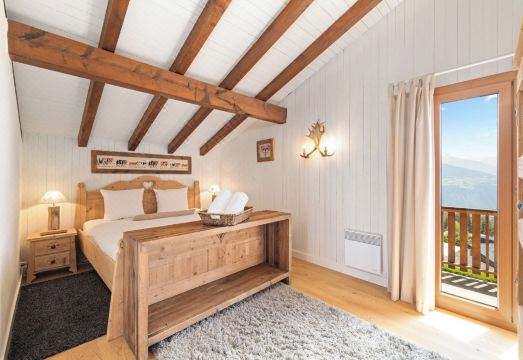 Cabane de la Delege -Crans Montana- Amazing ViewsHotel Overview