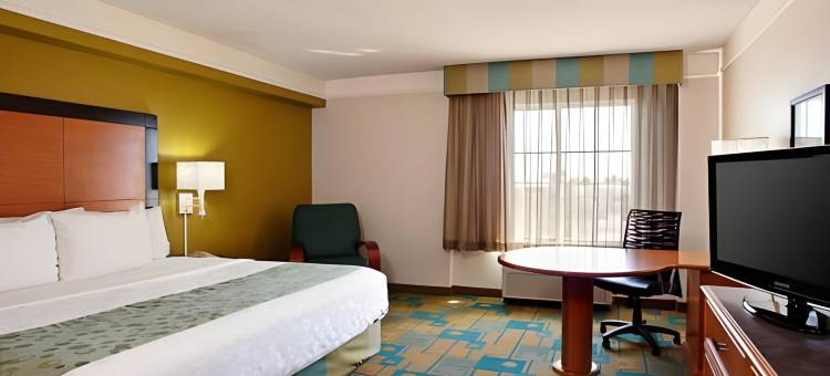 凤凰城钱德勒拉昆塔温德姆套房酒店(La Quinta Inn & Suites by Wyndham Phoenix Chandler)图片