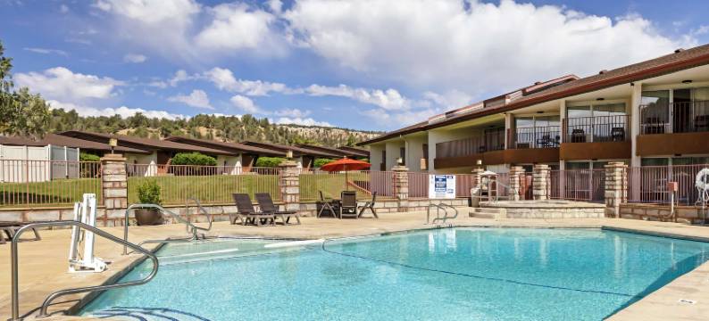 东锡安雷鸟贝斯特韦斯特酒店(Best Western East Zion Thunderbird Lodge)图片