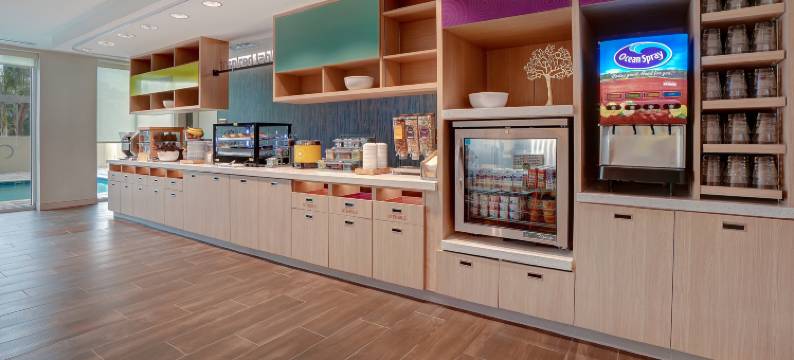 希尔顿家2套房湖木牧场(Home2 Suites by Hilton Lakewood Ranch)图片