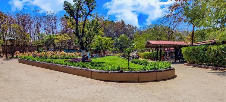 马辛德拉内朗俱乐部酒店(Club Mahindra Netrang)图片