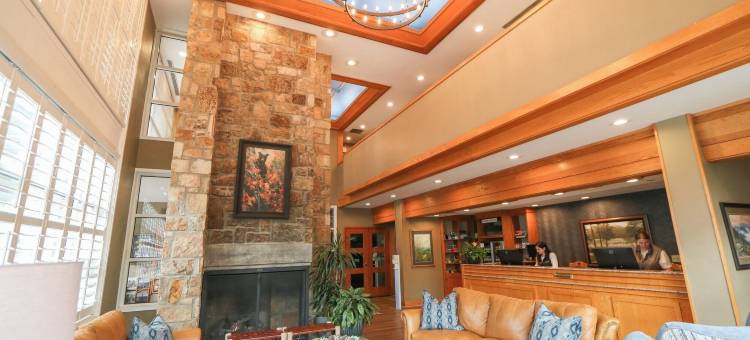 河畔的灰石旅馆(Greystone Lodge on the River)图片