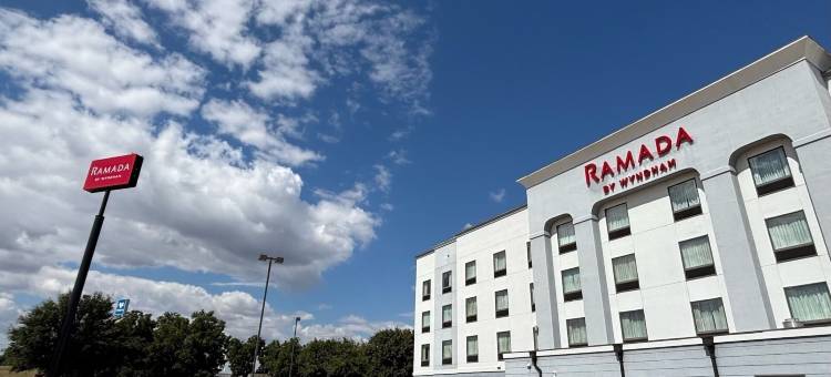 温德姆华美达酒店 伯克伯内特 / 威奇托福尔斯(Ramada by Wyndham Burkburnett / Wichita Falls)图片