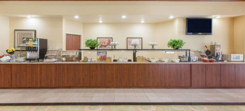 米德韦斯特城廷克空军基地浩枫温德姆公寓(Hawthorn Suites by Wyndham Midwest City Tinker AFB)图片