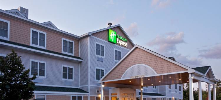 洲际酒店集团智选假日酒店及套房弗里波特(Holiday Inn Express & Suites Freeport - Brunswick Area)图片