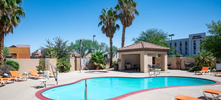 智选假日套房酒店巴斯托(Holiday Inn Express & Suites Barstow-Outlet Center)图片