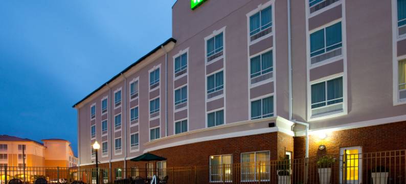 智选假日套房酒店弗多斯塔西 - MALL区(Holiday Inn Express & Suites VALDOSTA WEST - MALL AREA by IHG)图片
