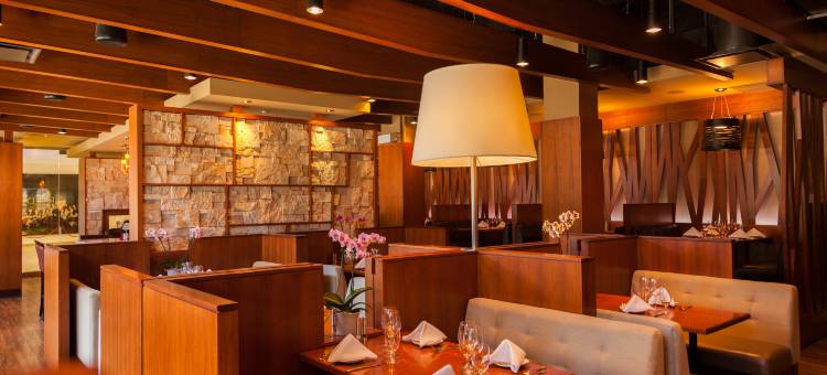 霍尔曼大酒店(The Holman Grand Hotel)图片