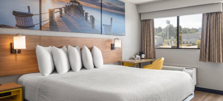 克洛弗代尔绿堡温德姆戴斯酒店(Days Inn by Wyndham Cloverdale Greencastle)图片