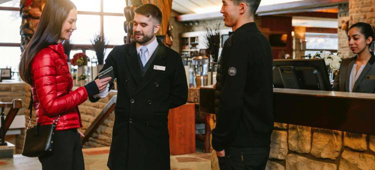 费尔蒙特贾斯珀帕克小屋(Fairmont Jasper Park Lodge)图片