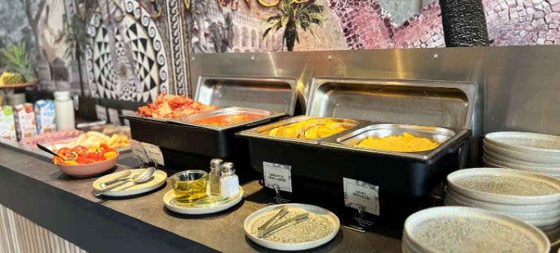 宜必思尚品尼姆中心火车站酒店(ibis Styles Nimes Gare Centre)图片