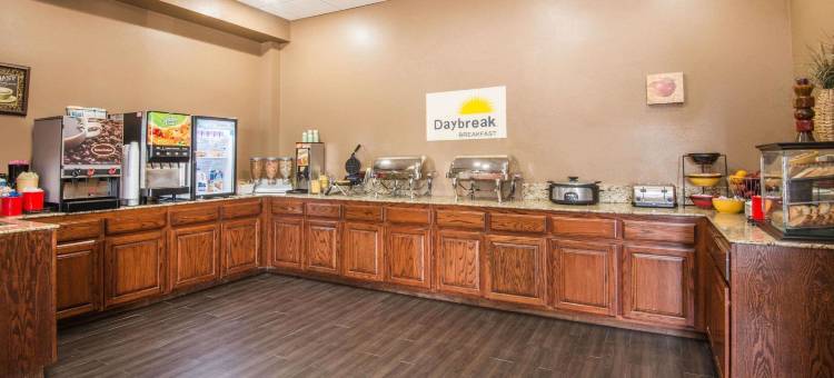 乔普林戴斯酒店(Days Inn by Wyndham Joplin)图片