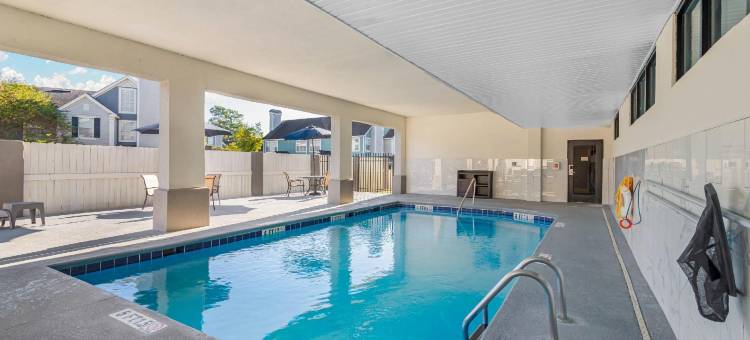 萨凡纳 I-95 高速公路舒适套房酒店(Comfort Suites Savannah Gateway I-95)图片