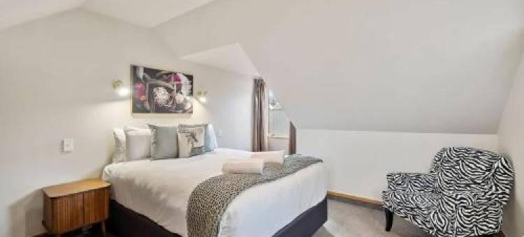 Lakeside Indulgence on Wilmot图片