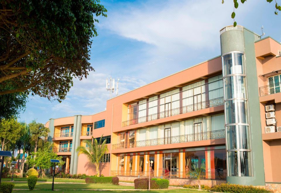 Protea Hotel EntebbeOver view