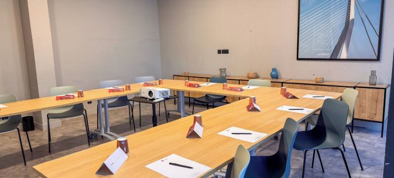 宜必思卡马尔格吕内尔佩蒂特酒店(Ibis Lunel Petite Camargue)图片