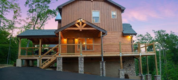 RedAwning的Stone Mountain Lodge四卧室小木屋(Stone Mountain Lodge 4 Bedroom Cabin by RedAwning)图片