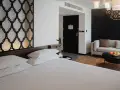 小型房