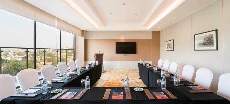 巴穆斯萨罗瓦尔波提科坎培拉(Bamus Sarovar Portico Kampala)图片