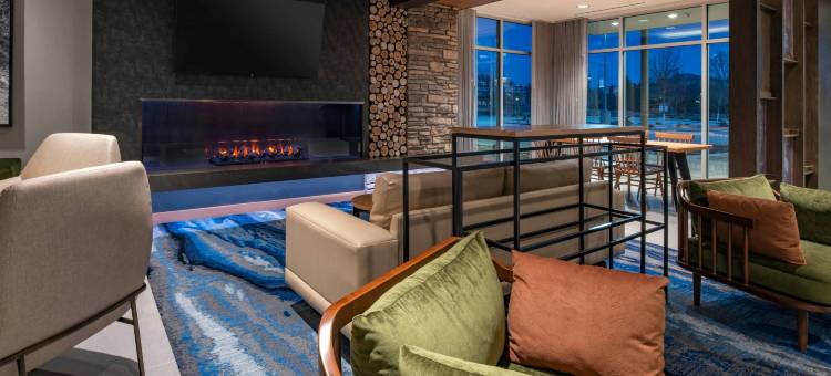 克拉马斯福尔斯万枫酒店及套房(Fairfield Inn & Suites Klamath Falls)图片