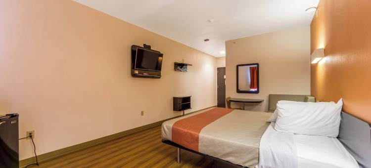 德克萨斯乔丹顿 6 号汽车旅馆(Motel 6 Jourdanton, TX)图片