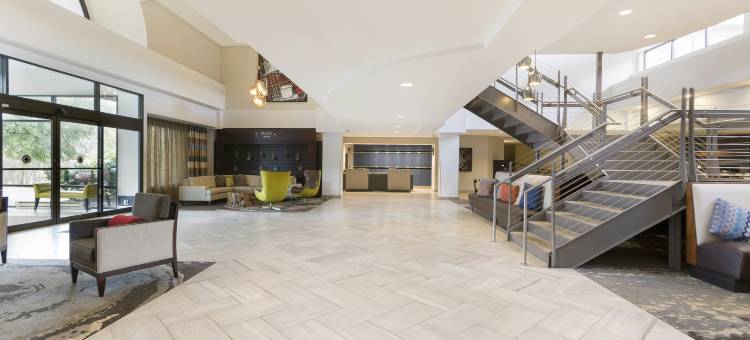 纳什维尔机场逸林酒店(DoubleTree Suites by Hilton Hotel Nashville Airport)图片