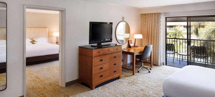 安大略机场逸林酒店(DoubleTree by Hilton Ontario Airport)图片