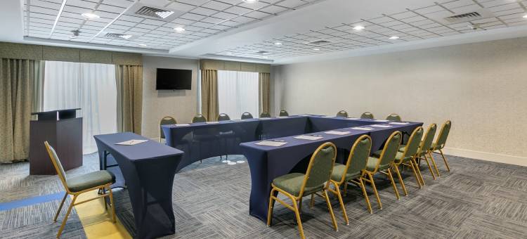 阿灵顿山-洛克威区假日快捷套房酒店(Holiday Inn Express & Suites Mount Arlington-Rockaway Area)图片