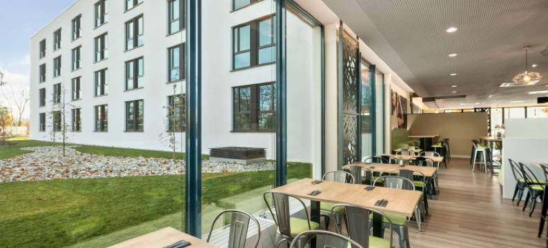 慕尼黑城北温德姆速8酒店(Super 8 by Wyndham Munich City North)图片