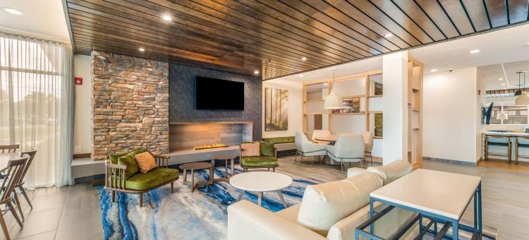 诺克斯维尔克林顿万豪万枫套房酒店(Fairfield Inn & Suites Knoxville Clinton)图片