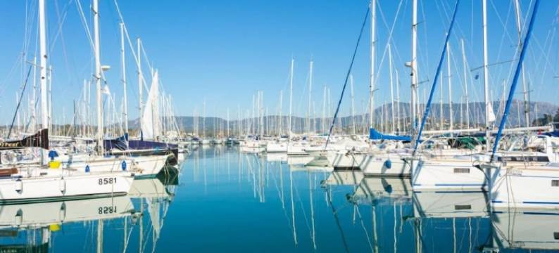 伊万娜 海滩步行 海景 空调 Wifi 不需要车 - 3425(Evanna Walk to Beach Sea Views A C Wifi Car Not Required - 3425)图片