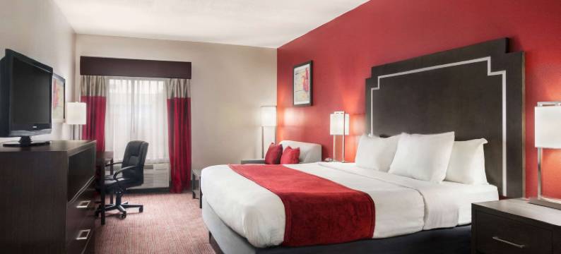 默夫里斯伯勒戴斯套房酒店(Days Inn & Suites by Wyndham Murfreesboro)图片