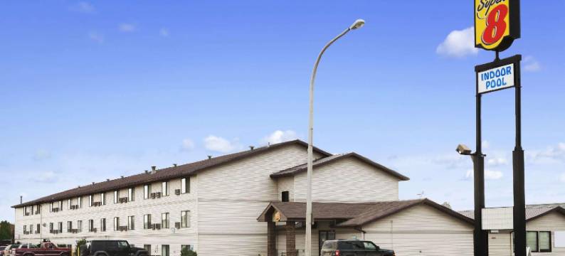 威利斯顿速8酒店(Super 8 by Wyndham Williston ND)图片