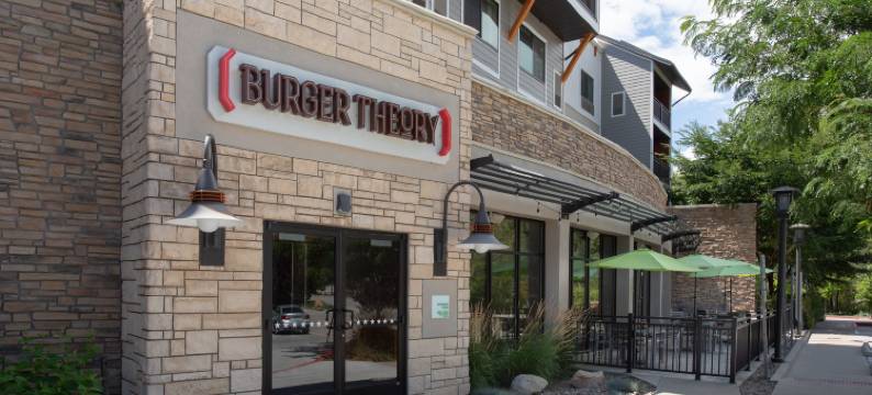 Holiday Inn & Suites 杜兰戈(Holiday Inn & Suites DURANGO DOWNTOWN by IHG)图片