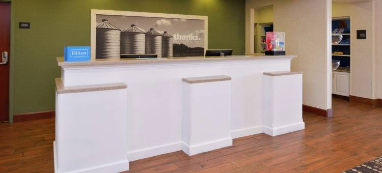 威尔明顿欢朋套房酒店(Hampton Inn & Suites Wilmington)图片