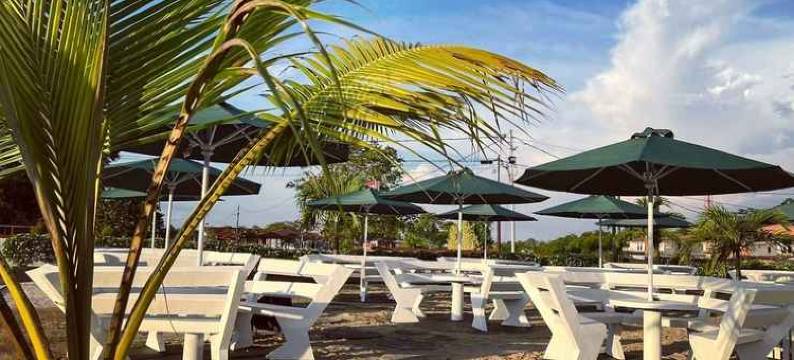 Hotel Kyodai Singkawang图片