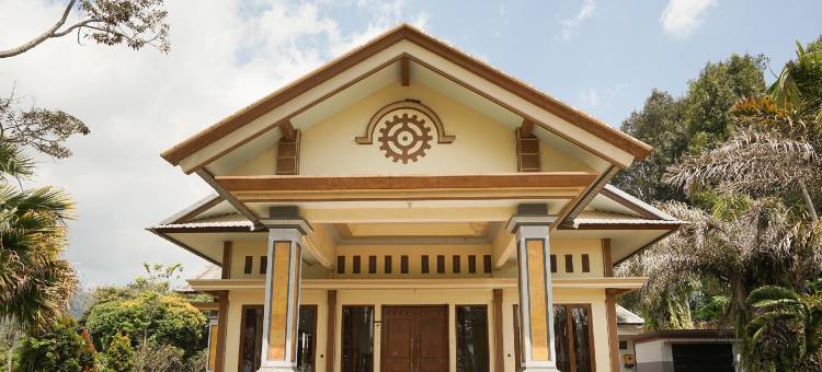 OYO1483布米贝尔米柏迈酒店(OYO 1483 Hotel Bumi Bermi Permai)图片