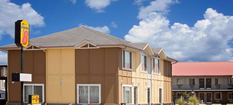 丹佛中心速8酒店(Super 8 by Wyndham Denver Central)图片