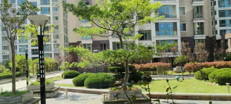 近刘公岛近韩乐坊华新园民宿(青岛北路分店)图片