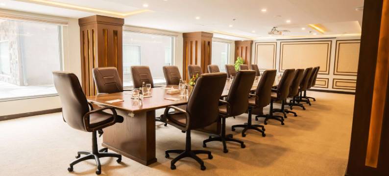 穆里下托帕华美达度假村(Ramada by Wyndham Murree Lower Topa Resort)图片