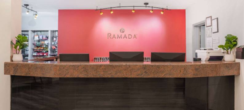 贝克斯菲尔德北华美达酒店(Ramada by Wyndham Bakersfield North)图片