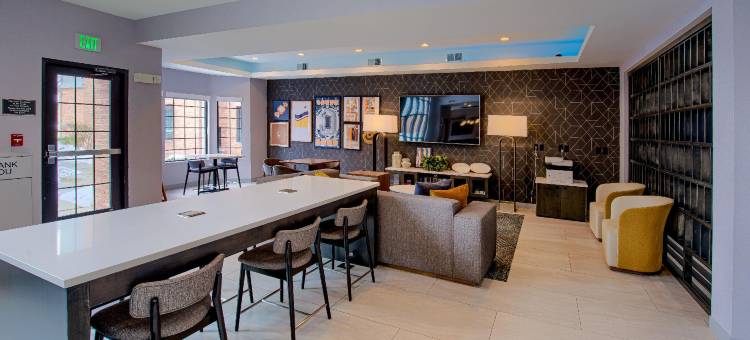 南湾诺特里达姆区Homewood Suites by Hilton(Homewood Suites by Hilton South Bend Notre Dame Area)图片