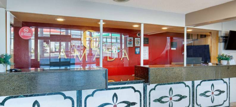 博林格林温德姆华美达酒店(Ramada by Wyndham Bowling Green)图片