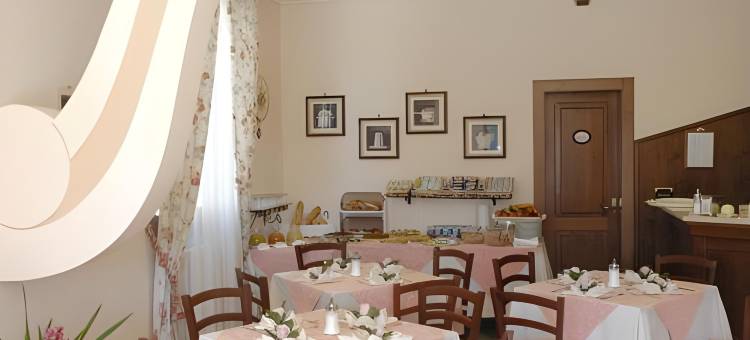拉斐尔公园别墅酒店(Villa Raffaello Park Hotel)图片