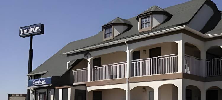 Travelodge Inn & Suites by Wyndham Norman图片