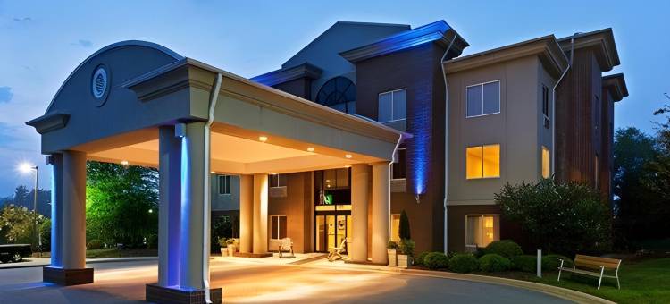 舒适套房酒店(Comfort Inn & Suites)图片