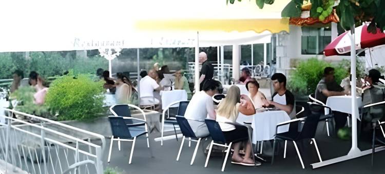 加拉比特酒店(Garabit Hotel)图片