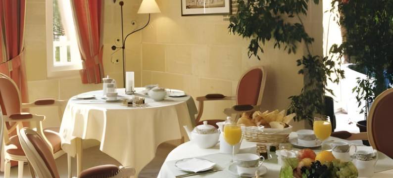 奥吉瓦尔别墅酒店及水疗中心(Villa Augeval Hôtel de Charme & Spa)图片