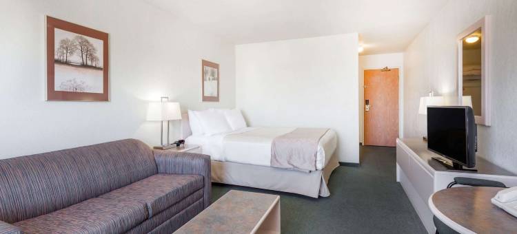 道芬速8酒店(Super 8 by Wyndham Dauphin)图片